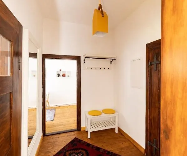 Pensión Gutsverwaltung Schloss Eyrichshof 3*