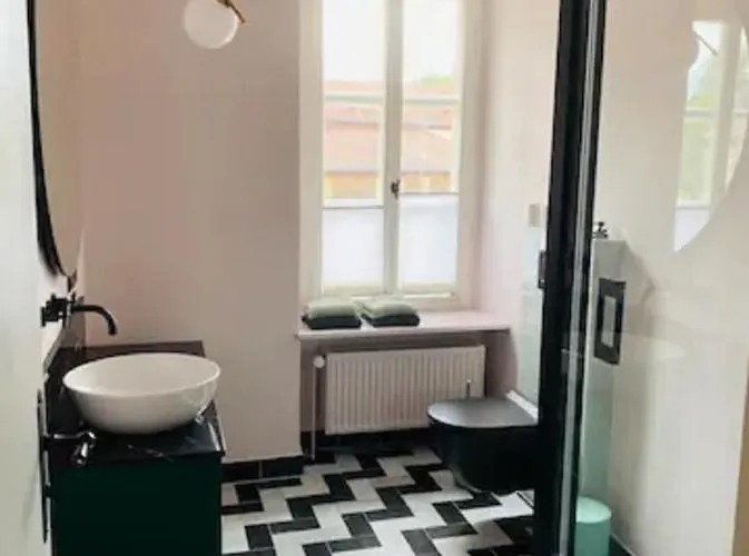 Gutsverwaltung Schloss Eyrichshof 3*