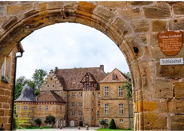 Gutsverwaltung Schloss Eyrichshof Gasthof Ebern